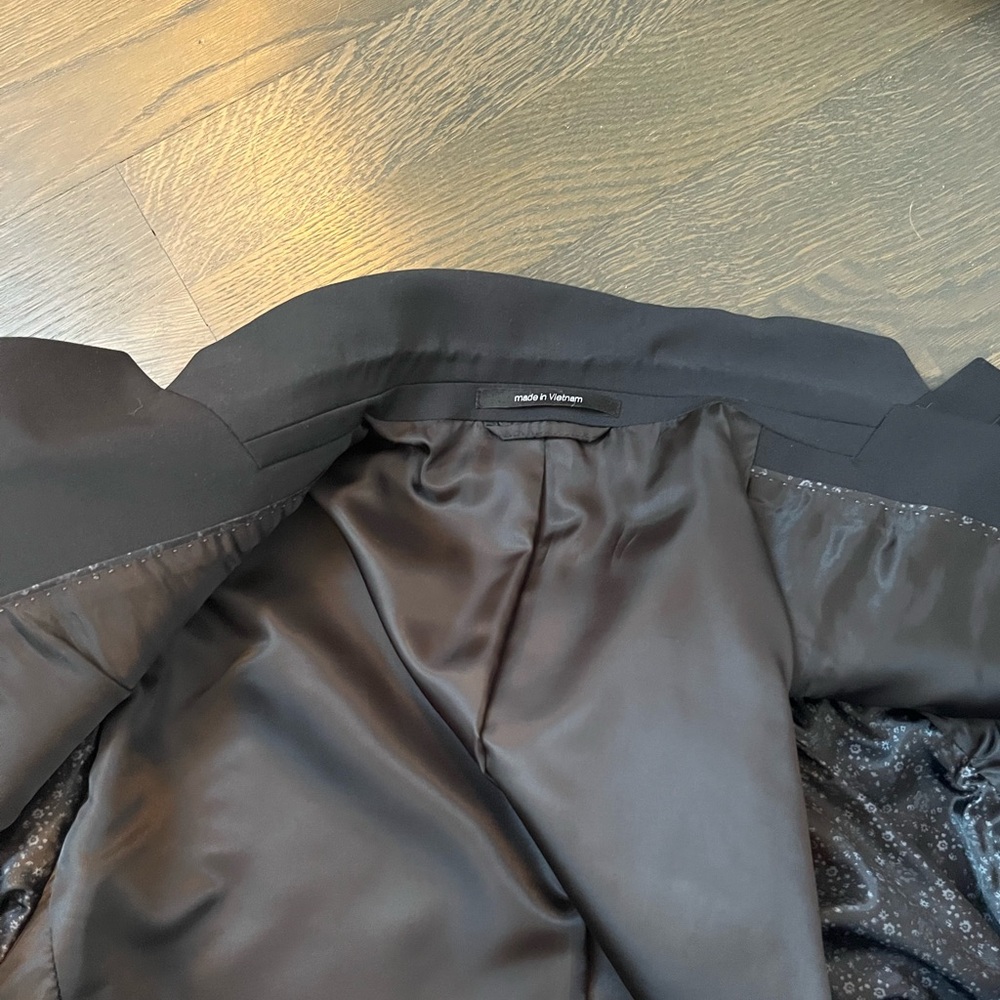 Bar III 2 Piece Black suit skinny 40L , 34x32 - Picture 13 of 13